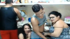 Tranny Kitchen Action wit Dudes and BBW